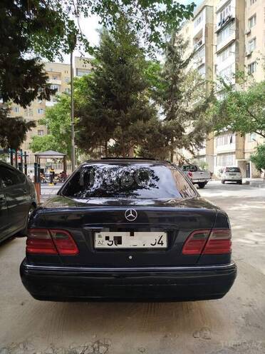 Mercedes E 230 1995, 588,000 km - 2.3 l - Bakı