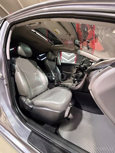 Hyundai Elantra 2012, 321,869 km - 1.8 l - Sumqayıt