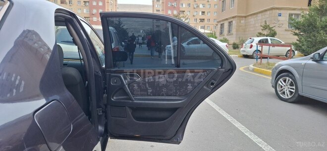 Mercedes E 220 1999, 490,000 km - 2.2 л - Bakı