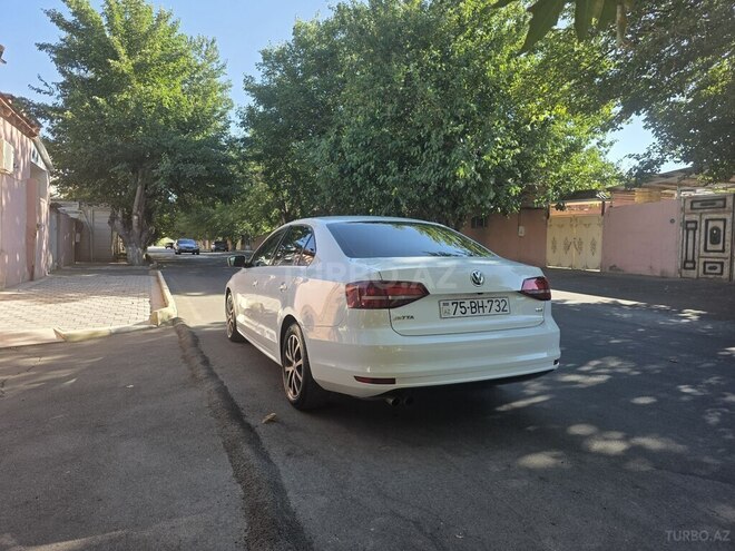 Volkswagen Jetta 2017, 150,635 km - 1.4 l - Naxçıvan