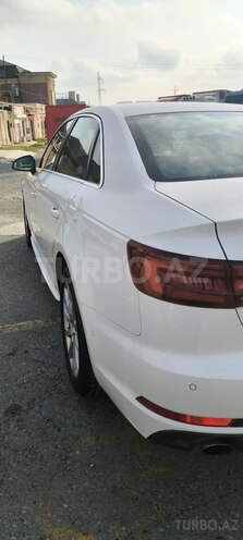 Audi A4 2018, 200,000 km - 2.0 l - Bakı