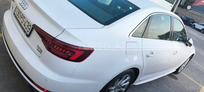 Audi A4 2018, 200,000 km - 2.0 l - Bakı