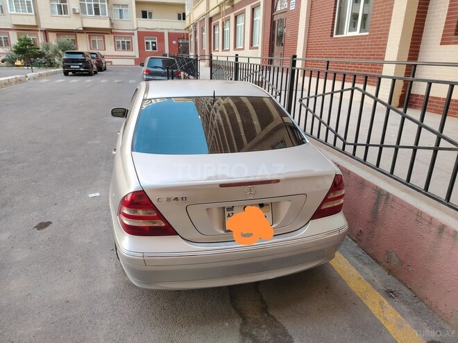 Mercedes C 240 2005, 241,000 km - 2.6 l - Bakı