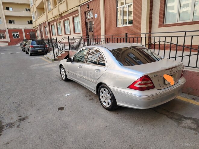 Mercedes C 240 2005, 241,000 km - 2.6 l - Bakı