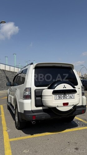 Mitsubishi Pajero 2007, 240,000 km - 3.0 l - Bakı