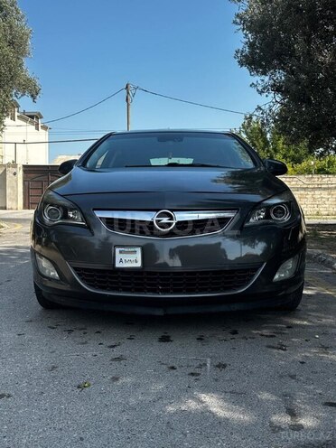 Opel Astra 2010, 254,000 km - 1.6 l - Sumqayıt