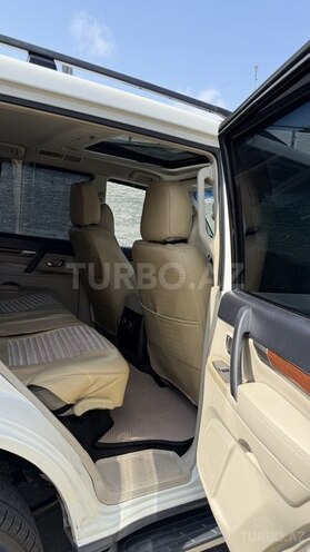 Mitsubishi Pajero 2007, 240,000 km - 3.0 l - Bakı