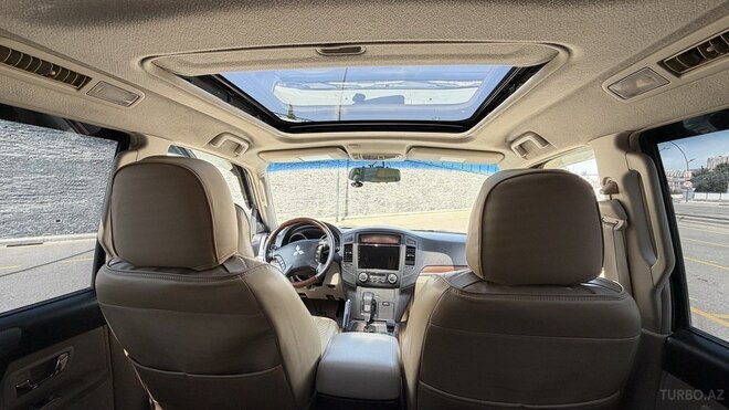 Mitsubishi Pajero 2007, 240,000 km - 3.0 l - Bakı
