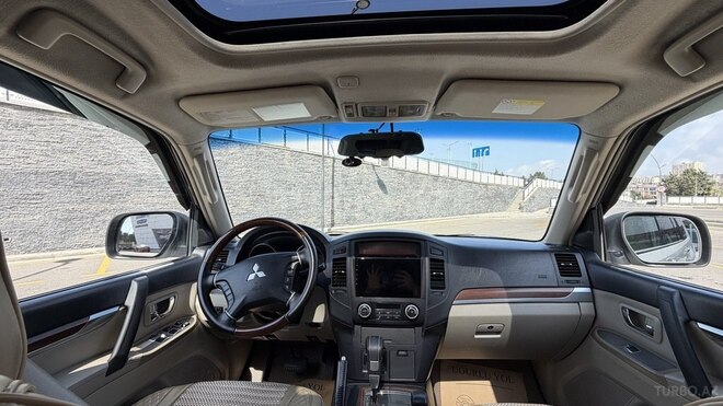 Mitsubishi Pajero 2007, 240,000 km - 3.0 l - Bakı