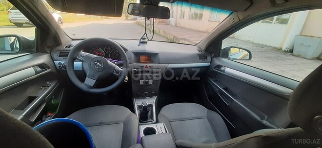 Opel Astra 2006, 427,000 km - 1.3 l - Xudat