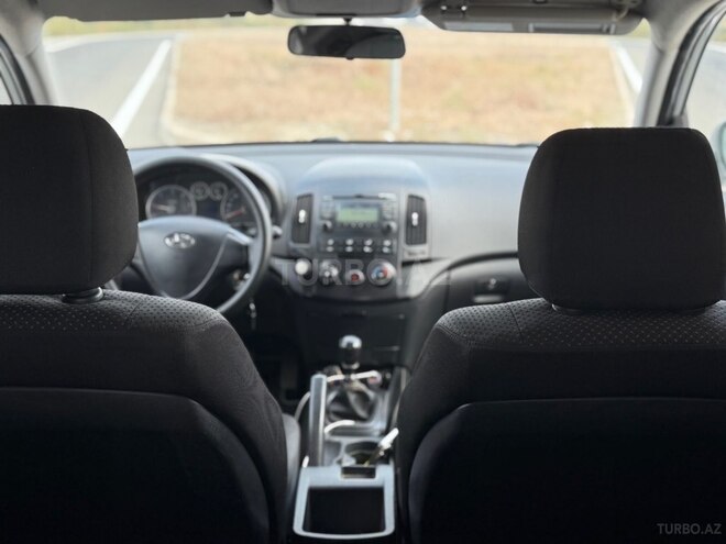Hyundai i30 2009, 274,000 km - 1.6 л - Bakı