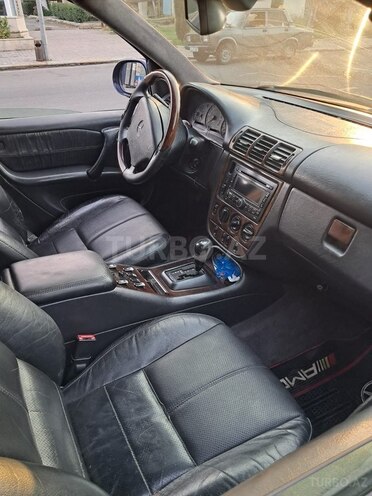 Mercedes ML 320 2000, 185,000 km - 3.2 l - Masallı
