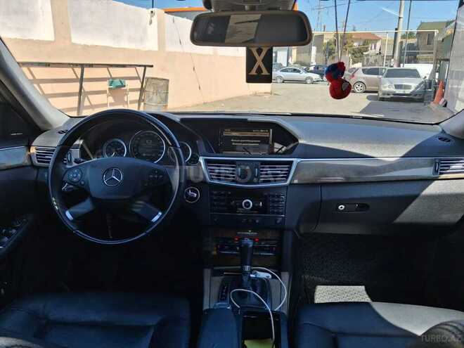 Mercedes E 220 2011, 310,746 km - 2.1 l - Bakı