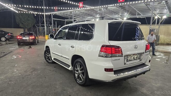 Lexus LX 570 2014, 148,500 km - 5.7 l - Gəncə