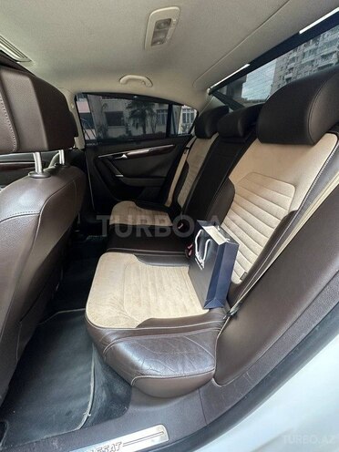 Volkswagen Passat 2011, 250,000 km - 1.8 l - Bakı