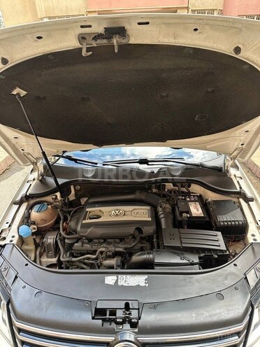 Volkswagen Passat 2011, 250,000 km - 1.8 l - Bakı