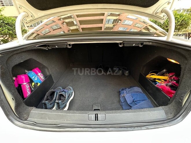 Volkswagen Passat 2011, 250,000 km - 1.8 l - Bakı