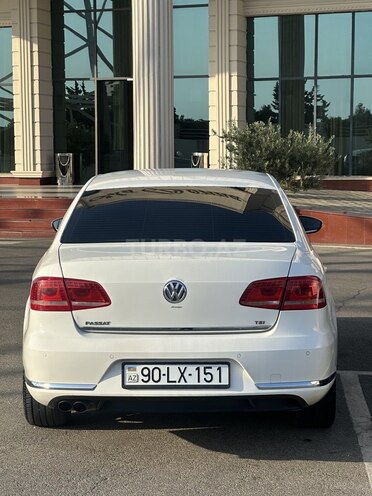 Volkswagen Passat 2011, 250,000 km - 1.8 l - Bakı