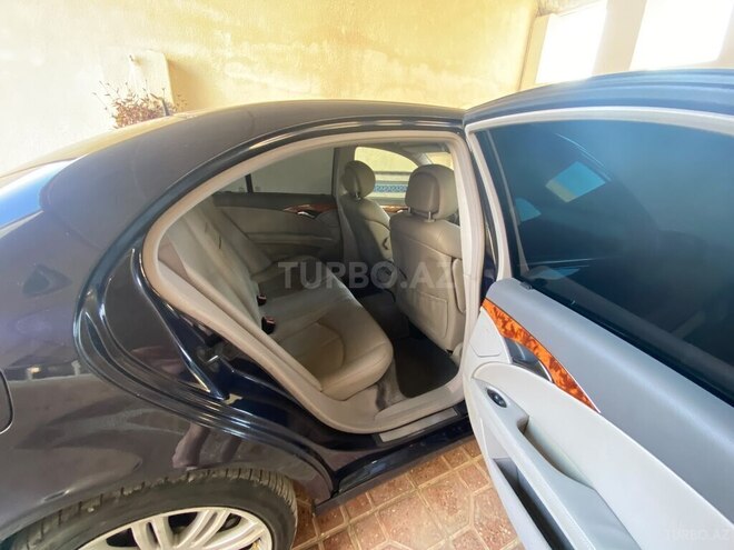 Mercedes E 240 2003, 247,000 km - 2.6 l - Bakı