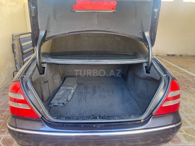Mercedes E 240 2003, 247,000 km - 2.6 l - Bakı