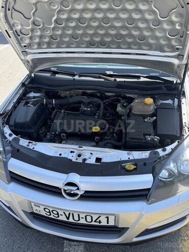 Opel Astra 2004, 250,000 km - 1.4 l - Bakı