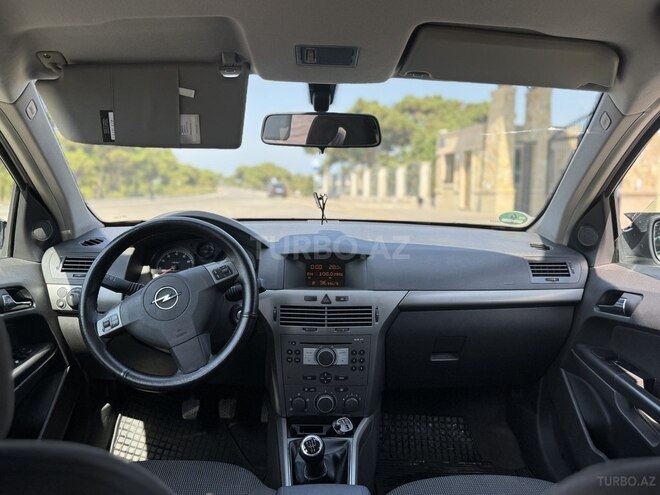 Opel Astra 2004, 250,000 km - 1.4 l - Bakı