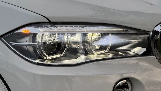 BMW X5 2018, 135,000 km - 3.0 l - Bakı