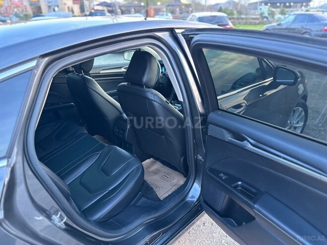 Ford Fusion (North America) 2019, 102,000 km - 2.0 l - Sumqayıt