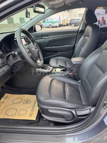 Hyundai Avante 2018, 181,000 km - 1.6 л - Bakı