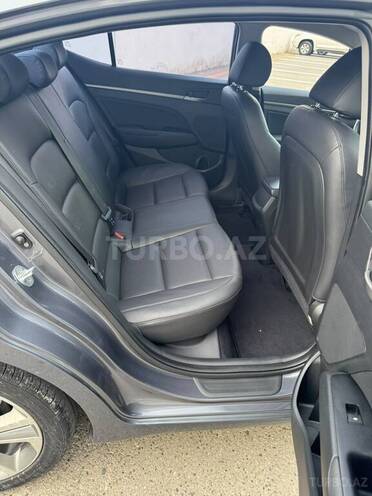 Hyundai Avante 2018, 181,000 km - 1.6 л - Bakı
