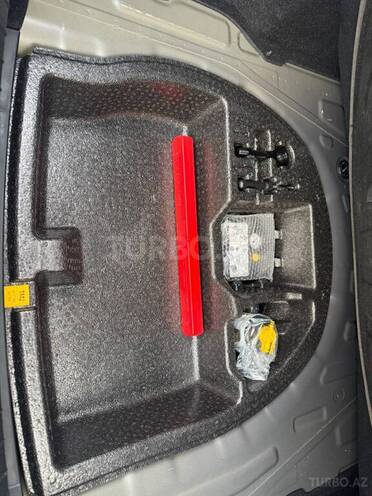 Hyundai Avante 2018, 181,000 km - 1.6 л - Bakı