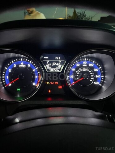 Hyundai Elantra 2015, 145,000 km - 1.8 л - Zaqatala