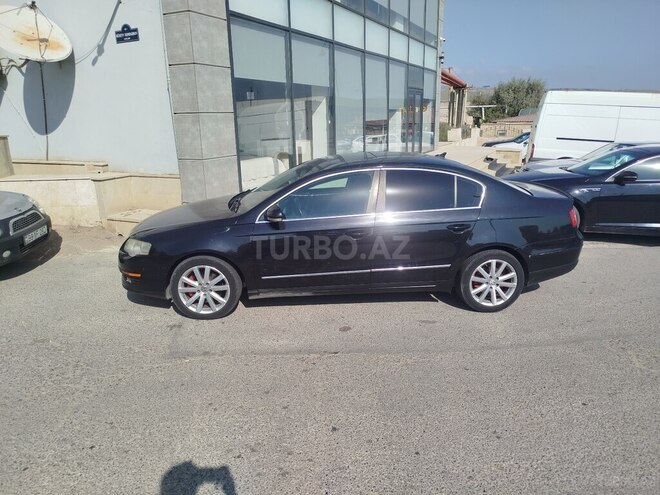 Volkswagen Passat 2010, 200,000 km - 2.0 л - Bakı