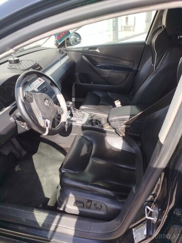 Volkswagen Passat 2010, 200,000 km - 2.0 л - Bakı