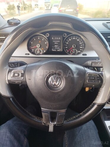 Volkswagen Passat 2010, 200,000 km - 2.0 л - Bakı