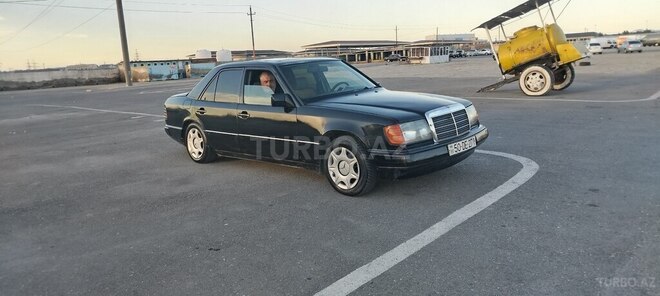 Mercedes 230 E 1987, 333,614 km - 2.3 л - Sumqayıt