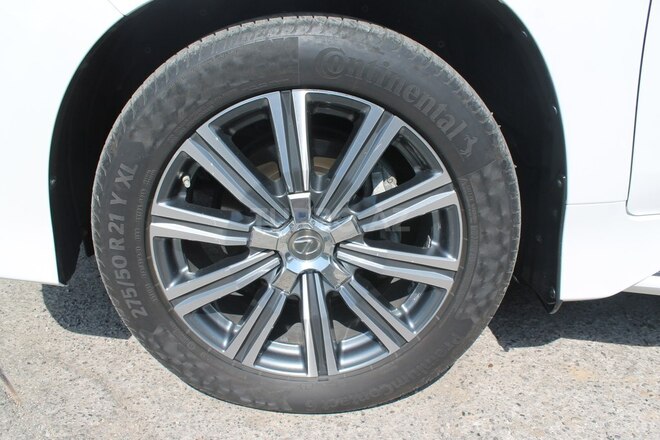 Lexus LX 570 2016, 95,000 km - 5.7 л - Bakı