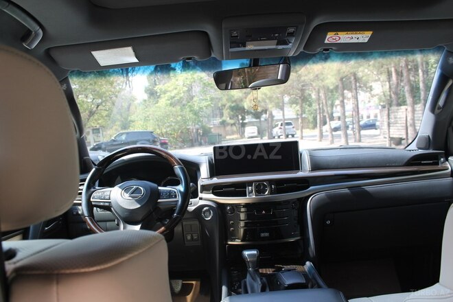 Lexus LX 570 2016, 95,000 km - 5.7 л - Bakı