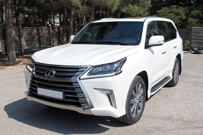 Lexus LX 570 2016, 95,000 km - 5.7 л - Bakı