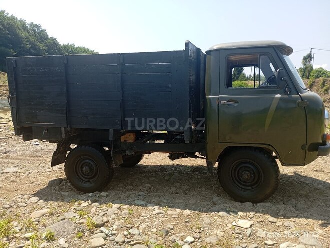 UAZ 3303 1990, 258,000 km - 2.4 л - Astara