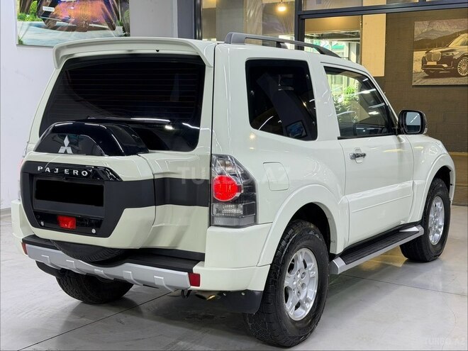 Mitsubishi Pajero 2007, 380,000 km - 3.0 l - Bakı