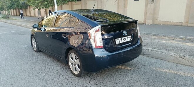 Toyota Prius 2014, 198,700 km - 1.8 л - Bakı