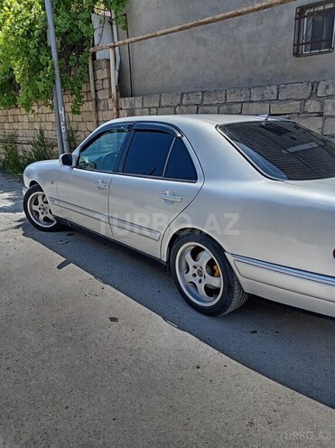 Mercedes E 280 1996, 465,745 km - 2.8 l - Kürdəmir