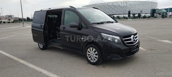 Mercedes  2017, 396,000 km - 2.1 л - Bakı
