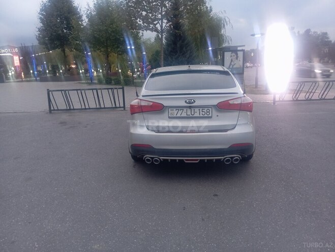 Kia Forte 2015, 224,000 km - 1.8 l - Quba