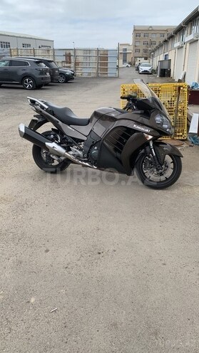 Kawasaki  2010, 33,500 km - 1.4 l - Bakı