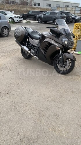 Kawasaki  2010, 33,500 km - 1.4 l - Bakı