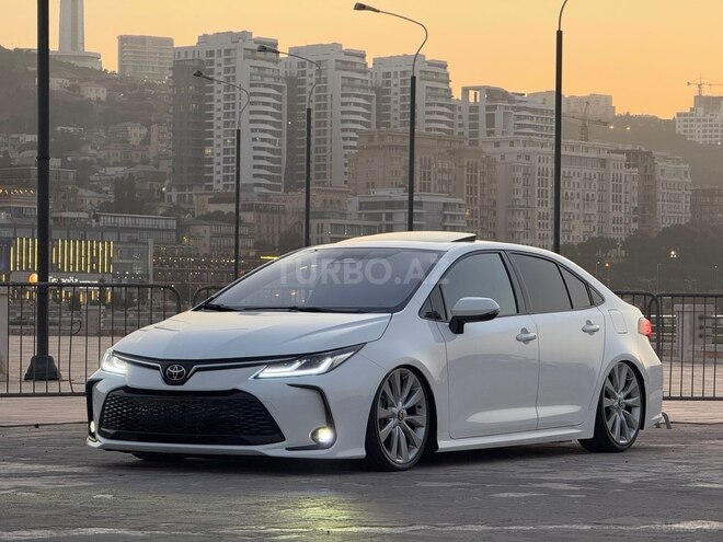 Toyota Corolla 2025, 11,000 km - 1.8 l - Bakı