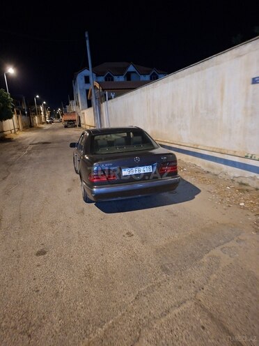 Mercedes E 220 1999, 450,000 km - 2.2 l - Bakı