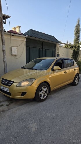 Kia Ceed 2007, 270,000 km - 1.4 l - Bakı